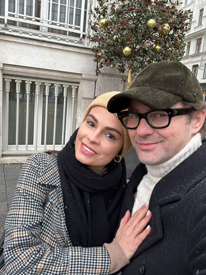 Adrian Sînă împlinește, astăzi, 46 de ani. Ce surpriză i-a făcut soția sa, Anca Serea, de ziua lui / FOTO
