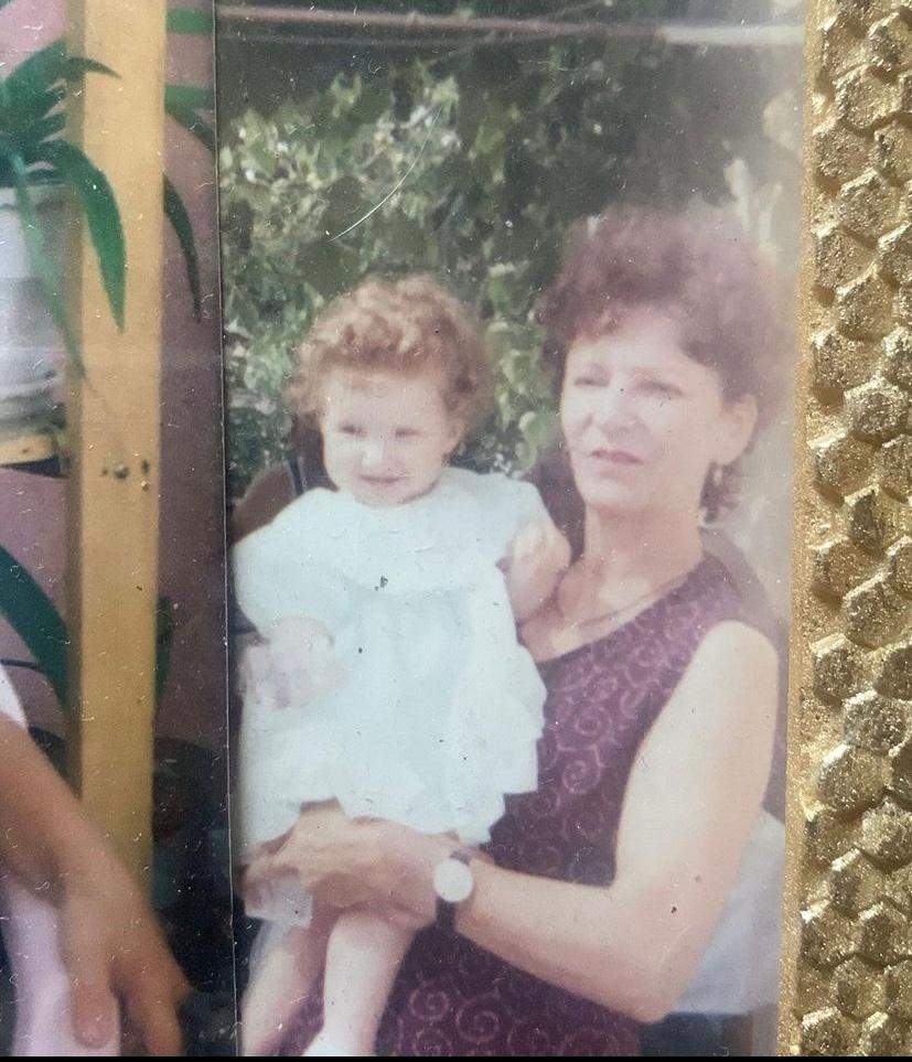Andreea Bănică, în lacrimi de dorul mamei sale. Se împlinesc 20 de ani de la moartea ei: "Simt tristețe…” / FOTO