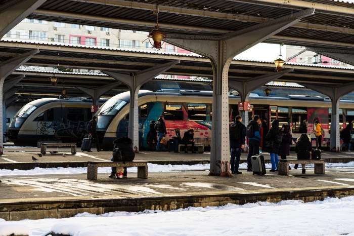 CFR Călători suplimentează numărul trenurilor de 1 Mai. Vor fi mai multe curse spre litoral în acest weekend. Care sunt rutele directe