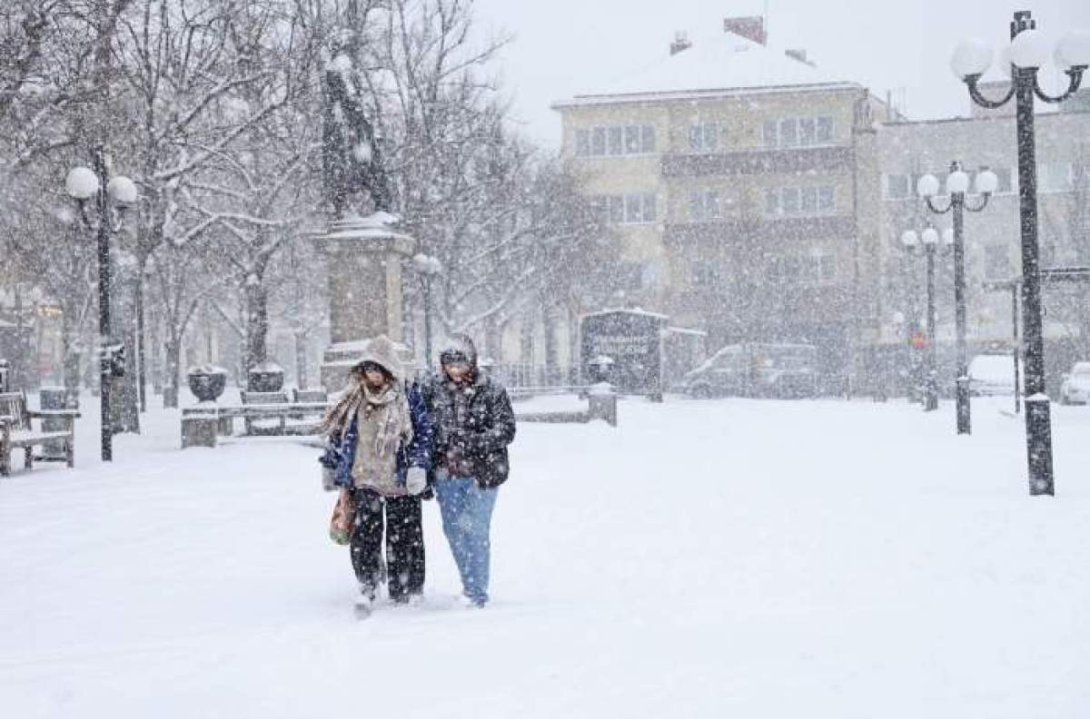 Avertisment ANM de ultim moment! Meteorologii anunță că ninsorile se vor muta în centrul țării