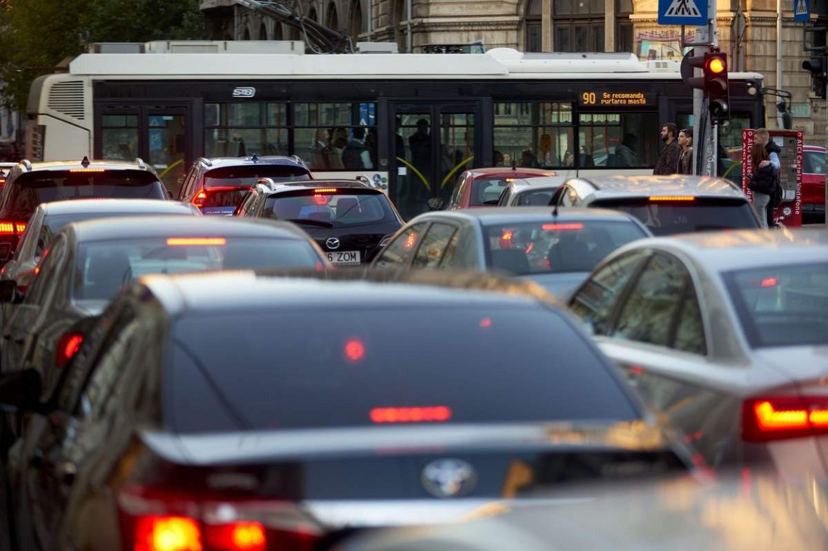 Avertisment pentru șoferii din România! Ce străzi din București vor fi afectate de restricții de circulație în ziua de Florii