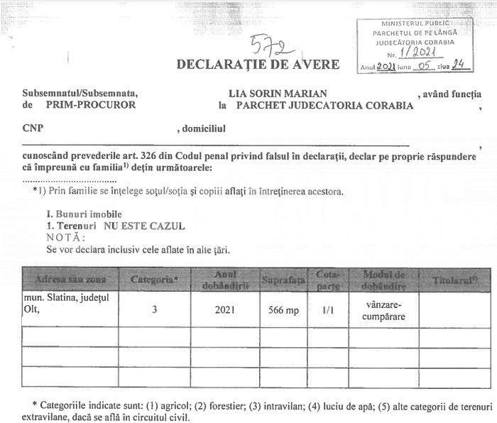 Ce cadou și-a făcut procurorul reținut pentru că sifona informații secrete prin intermediul unui șef din poliție cercetat penal!