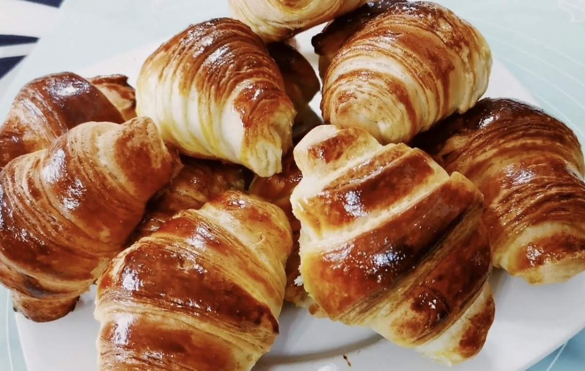 Ingredientul secret pentru cele mai fragede croissante. Așa vor ieși ca la patiserie