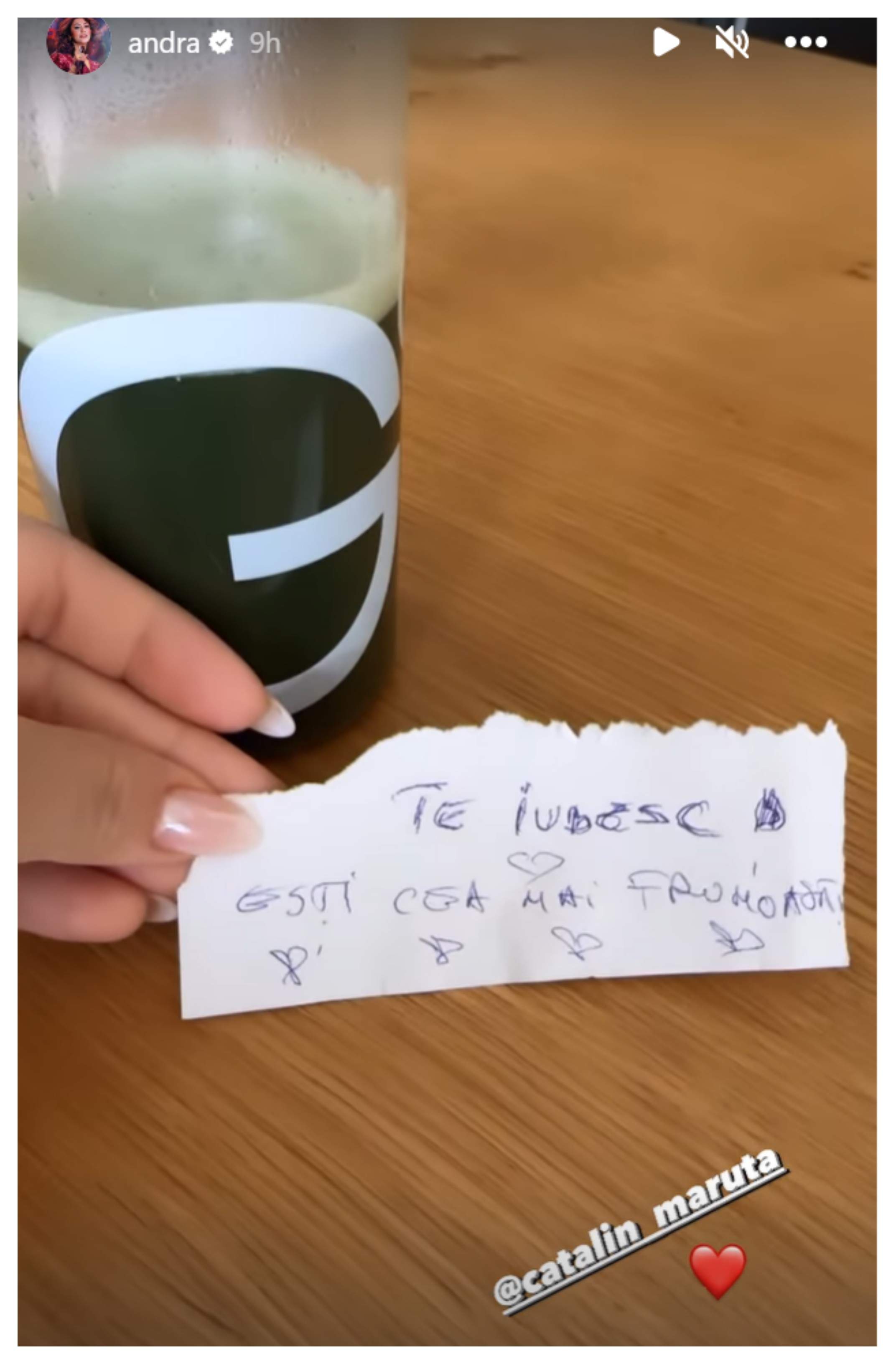 Cum a fost surprinsă Andra de soțul ei, încă de la prima ora a dimineții. Artista a împărtășit cu fanii săi: "Ești cea mai..."