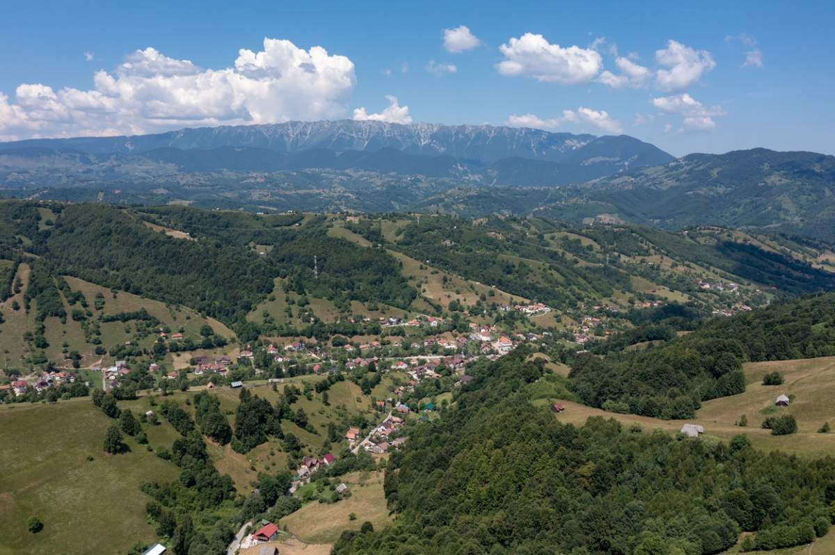 Cât costă un sejur de câteva zile la munte, de Rusalii