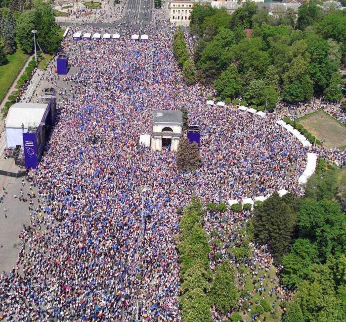 Zeci de mii de moldoveni la protestul pro-european, de la Chișinău. Maia Sandu cere intrarea în Uniunea Europeană: "Nu mai vrem șantajul..."