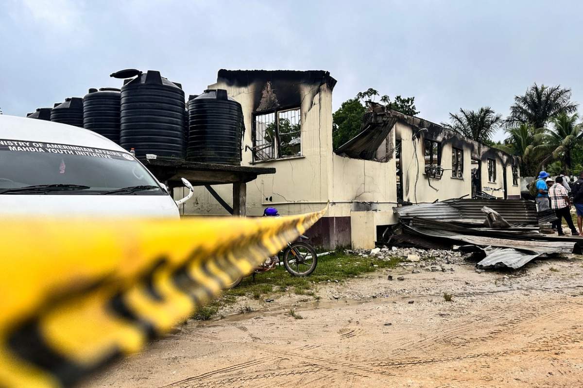 Cel puțin 20 de copii au murit arși de vii într-un cămin școlar din Guyana