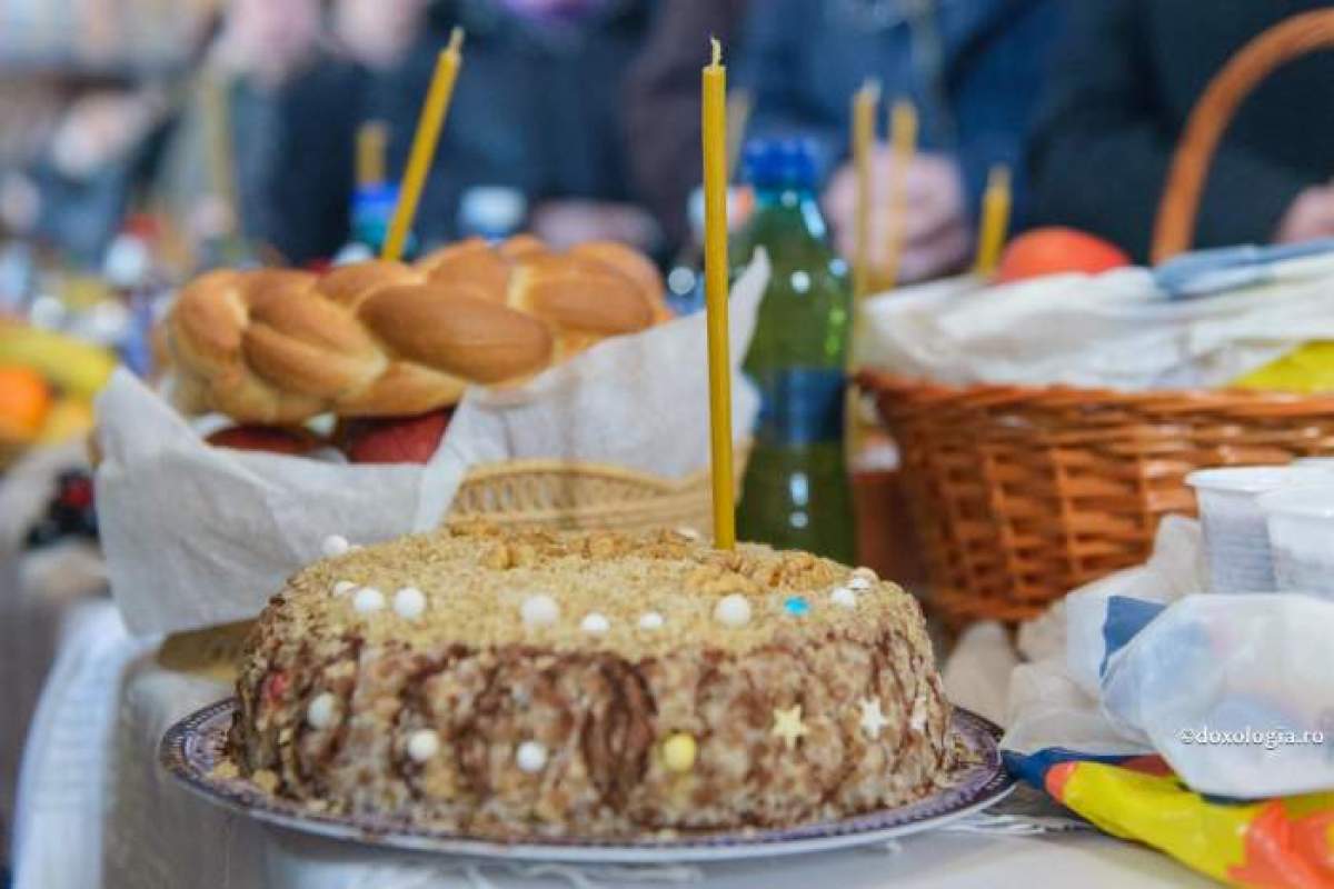 masa de pomană la biserică.