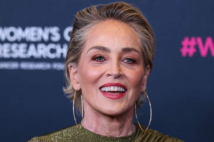 Cum arată Sharon Stone în costum e baie, la 65 de ani. Care este secretul actriței pentru o siluetă de invidiat / FOTO