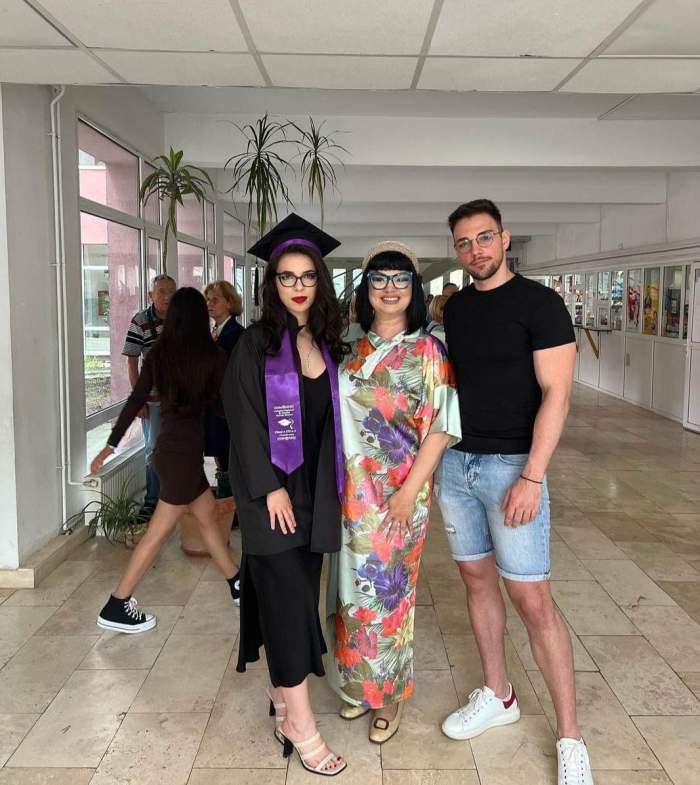 Fiica Ozanei Barabancea a terminat liceul! Gloria și-a făcut mama mândră: ”Mai avem un hop de trecut” / FOTO