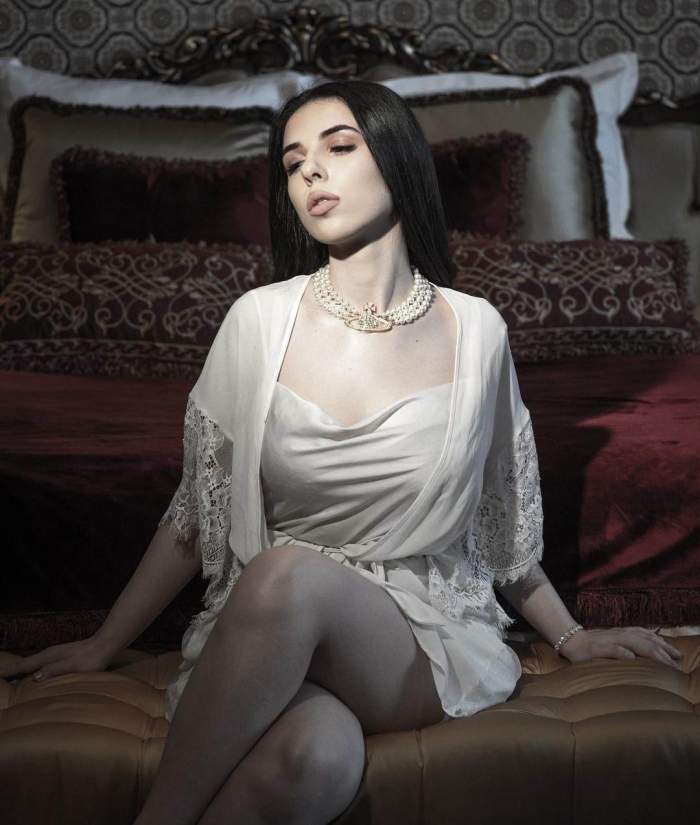 Fiica Ozanei Barabancea a terminat liceul! Gloria și-a făcut mama mândră: ”Mai avem un hop de trecut” / FOTO