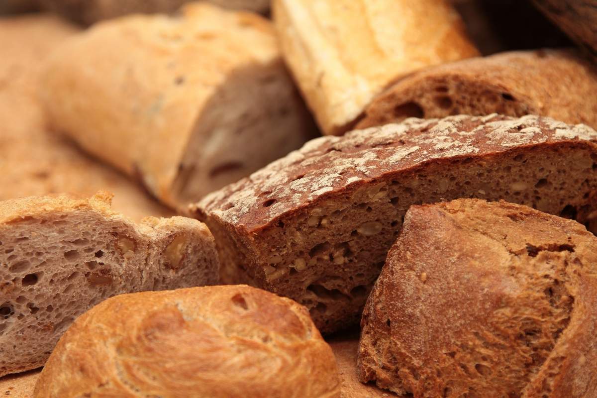 Ce sortiment de pâine este recomandat să consumi. Aduce beneficii organismului și îți păstrează silueta