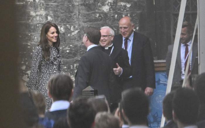 Rochia purtată de Kate Middleton la repetițiile pentru încoronarea regelui Charles al III-lea a devenit virală pe internet. Cum arată ținuta și cât a costat / FOTO