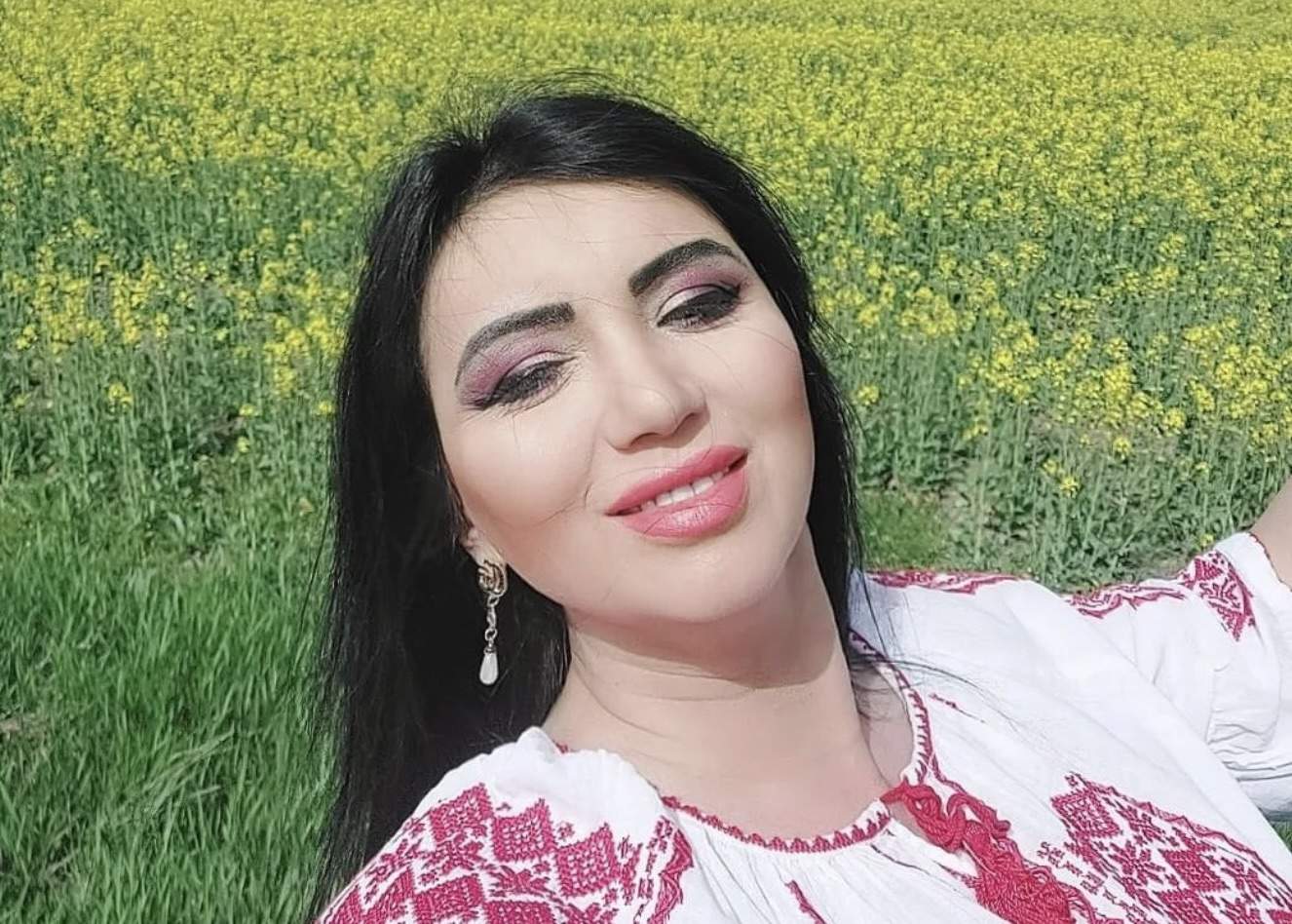 Anamaria Prodan și Flavius, petrecere supriză pentru Adriana Bahmuțeanu. Vedeta a împlinit 49 de ani