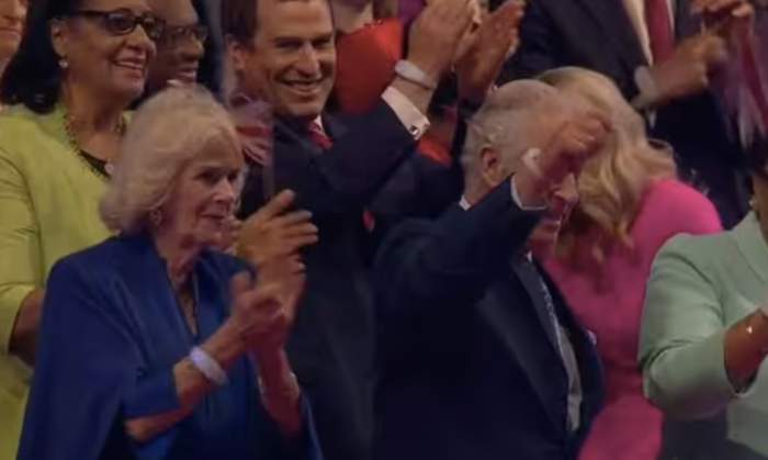 Regele Charles al III-lea și Camilla, imagini emoționante de la evenimentul de încoronare. Cei doi au fost surprinși în timp ce dansau / FOTO