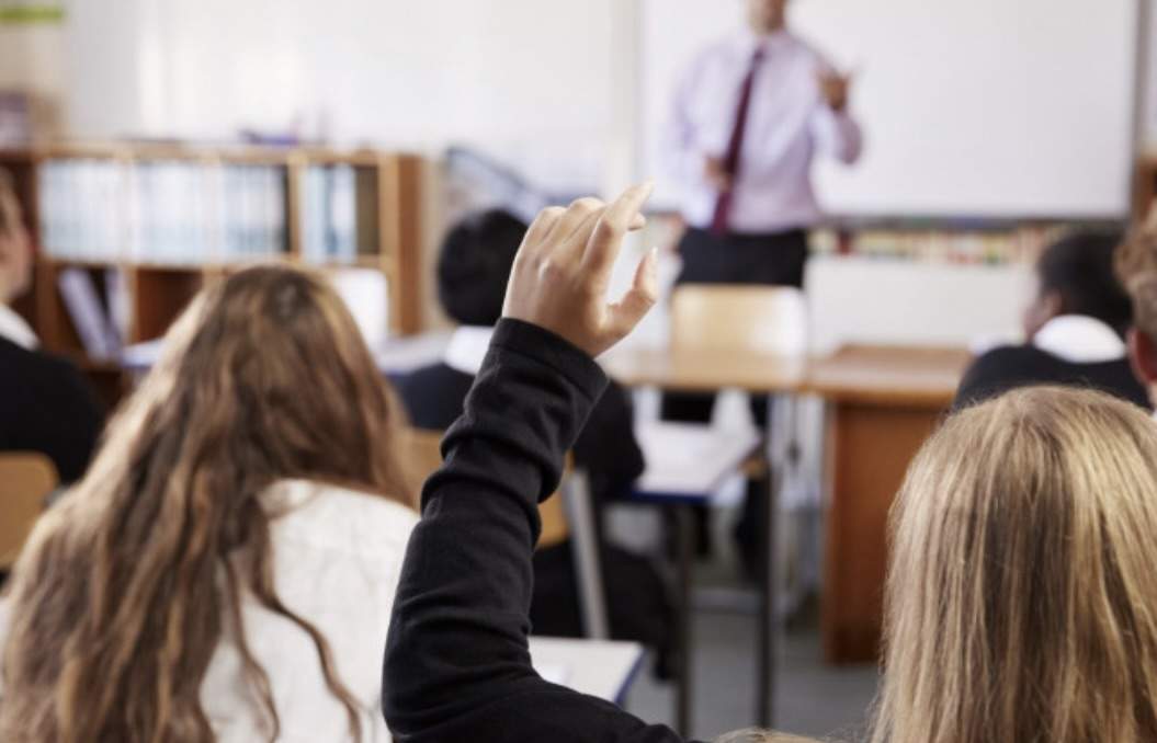 Elevii de clasa a II-a, a IV-a și a VI-a se pregătesc de Evaluarea Națională