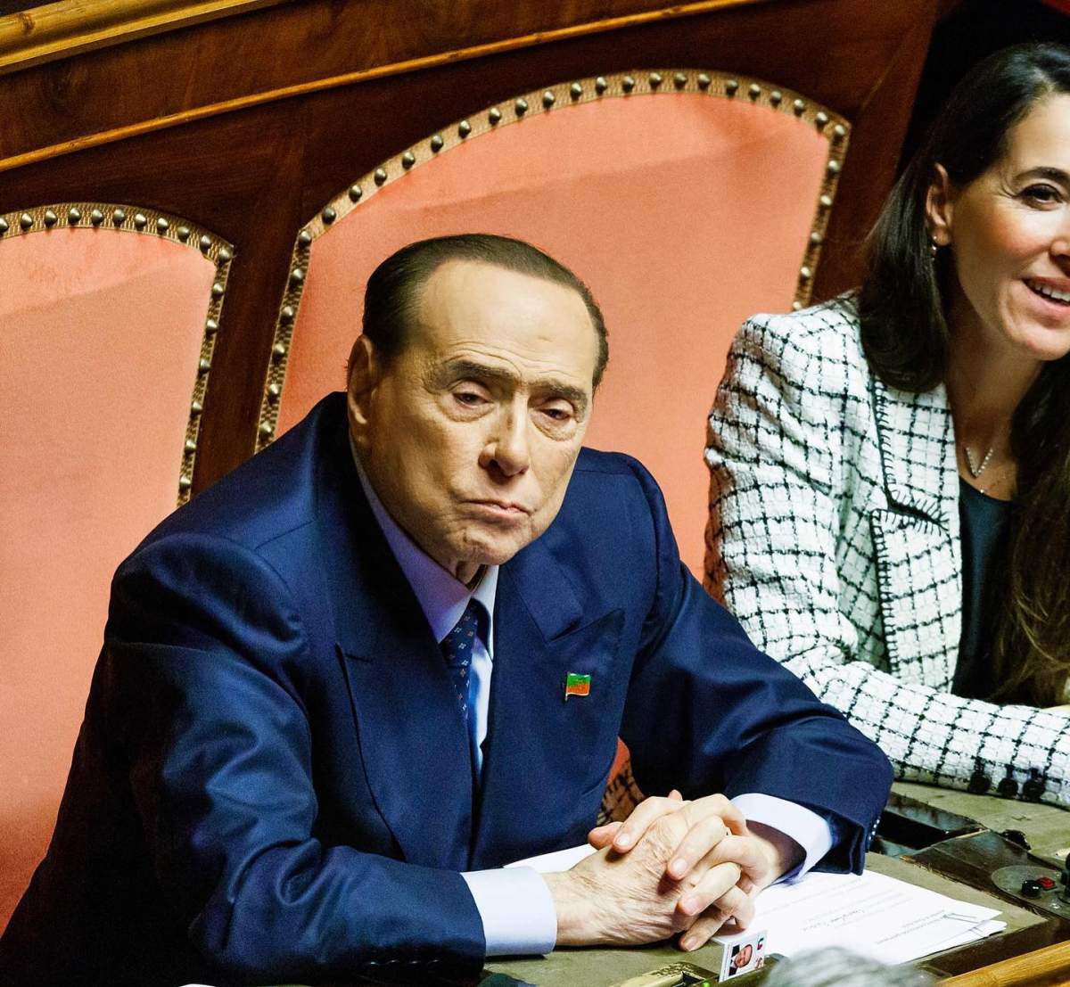 4 gafe pe care Silvio Berlusconi le-a făcut. Au intrat în istorie