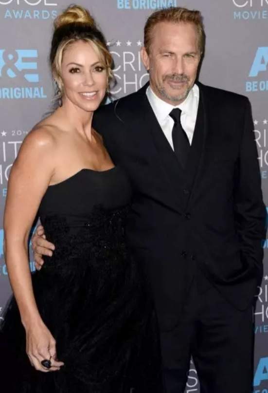 Kevin Costner, jefuit de fosta soție. Christine Baumgartner refuză să părăsească locuința, în plin proces de divorț: „A retras din contul meu...”