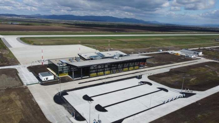 Aeroportul din Brașov își suspendă zborurile! Decizia vine la mai puțin de o lună de la inaugurare