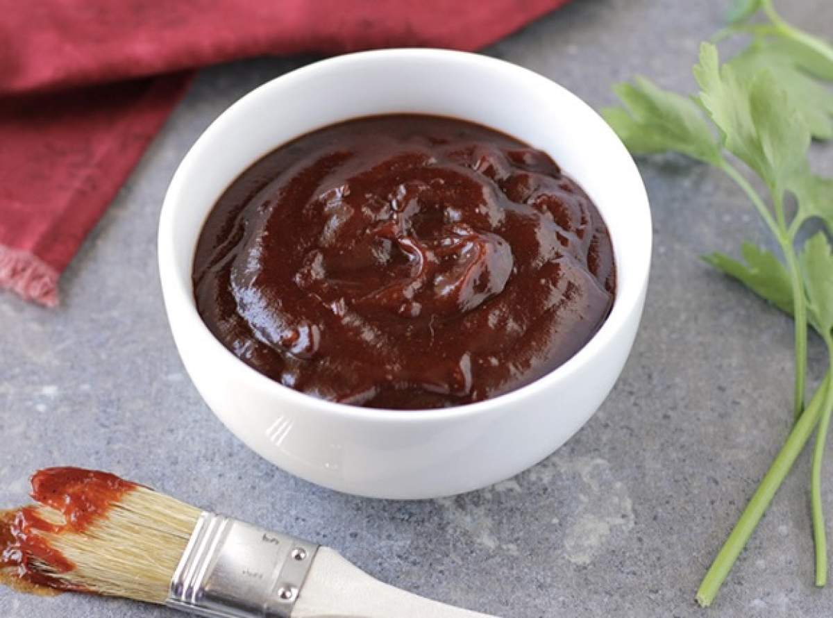Sos barbecue de casă Rețetă de sos barbecue de casă. Ingredientul secret din compoziția acestui preparat