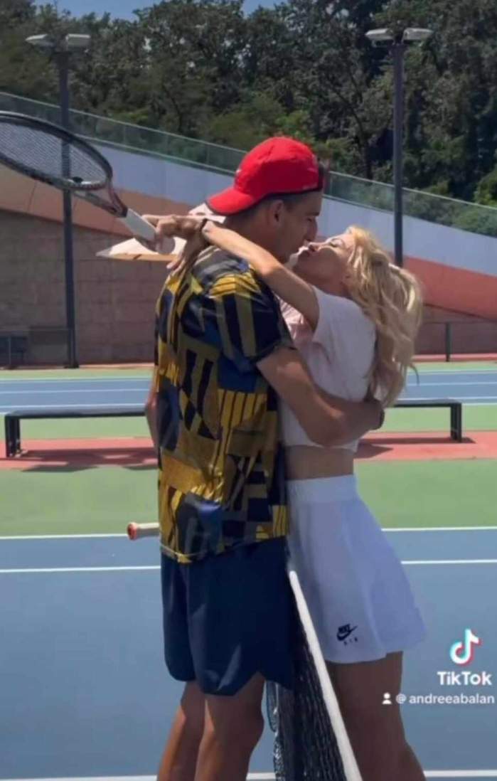 Andreea Bălan și Victor Cornea, împreună pe terenul de tenis. Cântăreața ia lecții de la iubitul ei / VIDEO