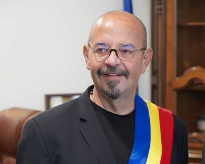 Cum l-au primit oamenii pe Cristian Popescu Piedone, după ce a fost eliberat din închisoare. Primarul Sectorului 5, moment viral la piață: ”Am venit din concediu”