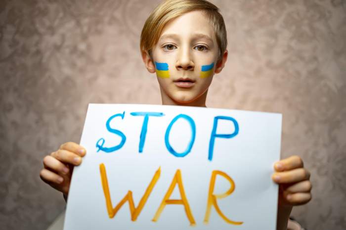 Peste 500 de copii au fost uciși de armata lui Vladimir Putin. Președintele Ucrainei trage un semnal de alarmă: „Trebuie să fie eliberaţi de teroarea...”