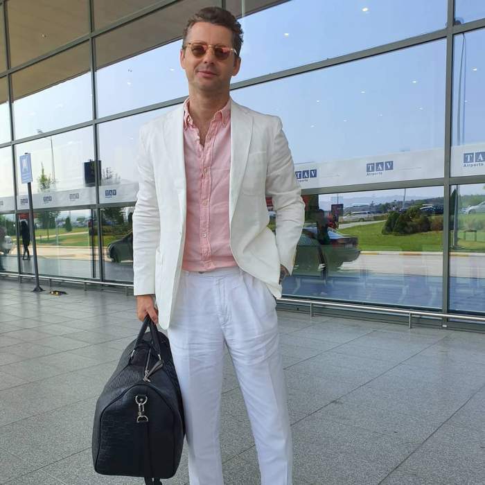 Adi Sînă, acuzat că nu s-a prezentat la o nuntă pentru care a încasat bani. Artistul ar fi mințit mireasa: ”Ne-a lăsat amanet” / VIDEO