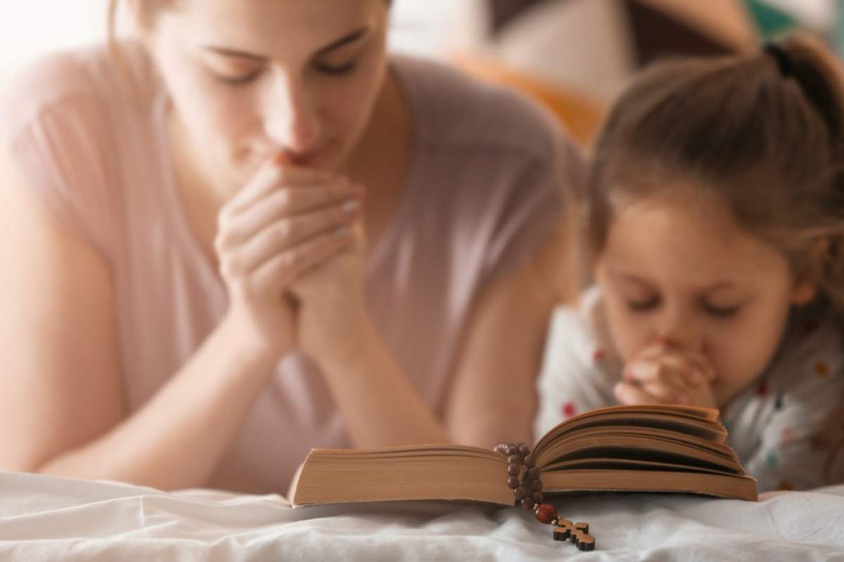 Rugăciuni importante pentru mame. Rosteşte-le pentru sănătatea copiilor