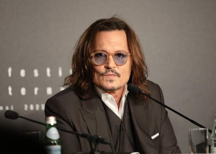 Johnny Depp a povestit cum s-a apucat de cântat