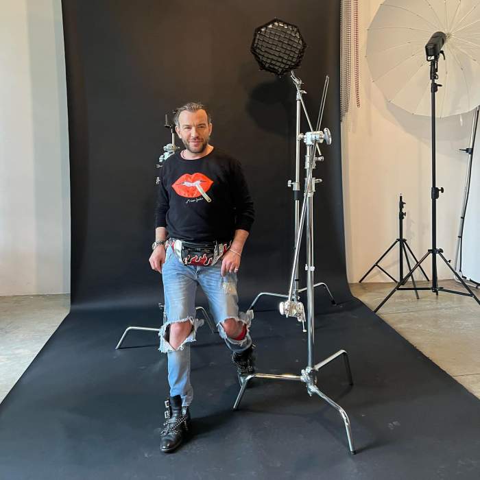 Când a decis Stephan Pelger să le spună părinților lui că este homosexual. Designerul a abordat subiectul delicat la 13 ani: ”Nu mă așteptam”