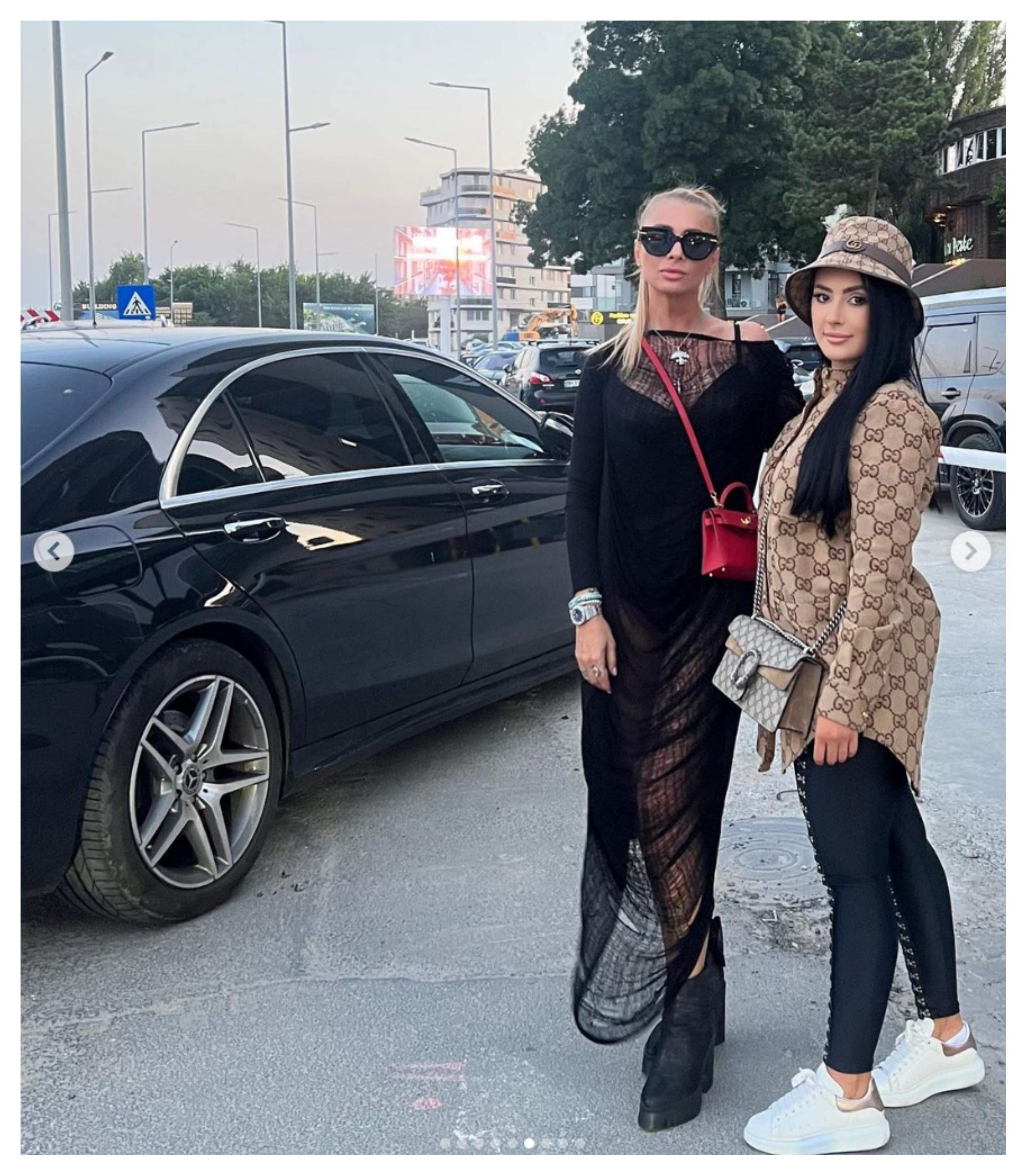 Anamaria Prodan petrece după ce s-a despărțit de iubit. Cu cine a mers impresara într-un club de fițe din Mamaia / FOTO