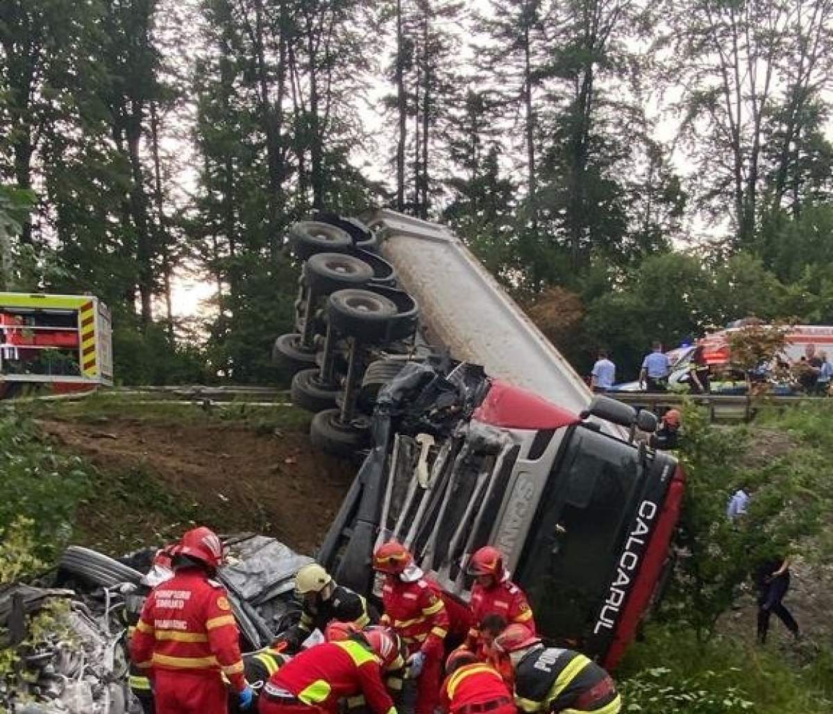 Circulația a fost blocată. imagine de la locul tragediei din Suceava