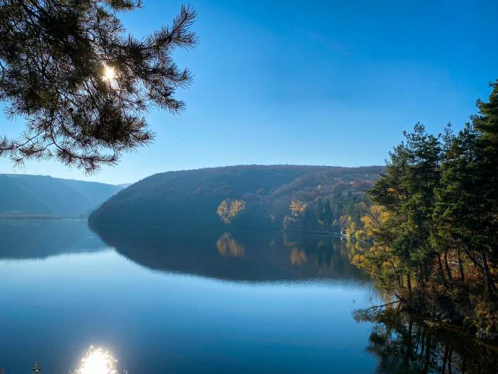 Locul din România în care poți să te bucuri de o vacanță ca în Bali! Turiștii pot să se cazeze cu 100 lei pe noapte / FOTO