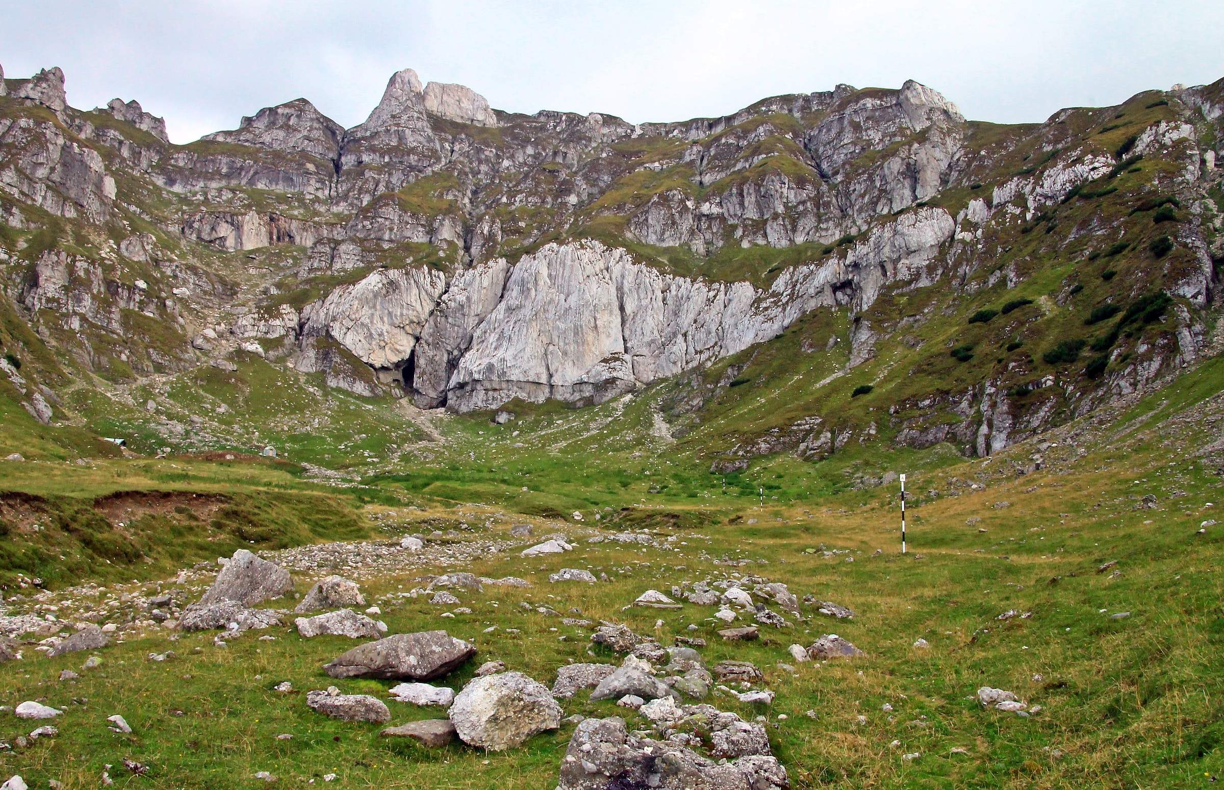 Locul din România pe care trebuie să îl vizitezi dacă vrei să scapi de caniculă! Turiștii plătesc 250 lei pentru cazare și mâncare / FOTO