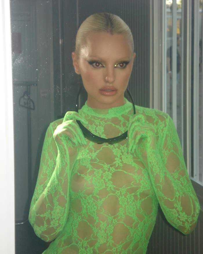 Alexandra Stan, vacanță de coșmar în Costa Rica! Cântăreața nu vrea să își mai amintească de experiență: ”Ceva farte rău” / VIDEO