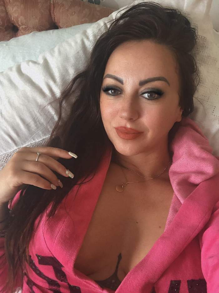 Cum se simte Larisa Drăgulescu, cu puțin timp înainte să nască. Ce nume a ales pentru băiețelul ei: ”Trebuie să am grijă” / VIDEO