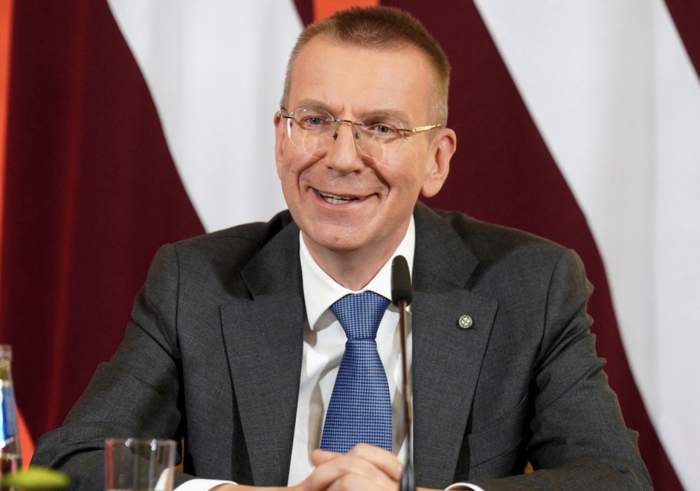 Cine este primul preşedinte gay din Uniunea Europeană. Ce a spus în momentul în care a depus jurământul / FOTO