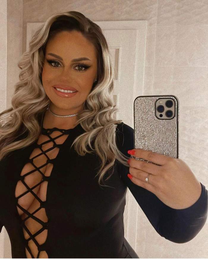 Madalina Secuianu Selfie