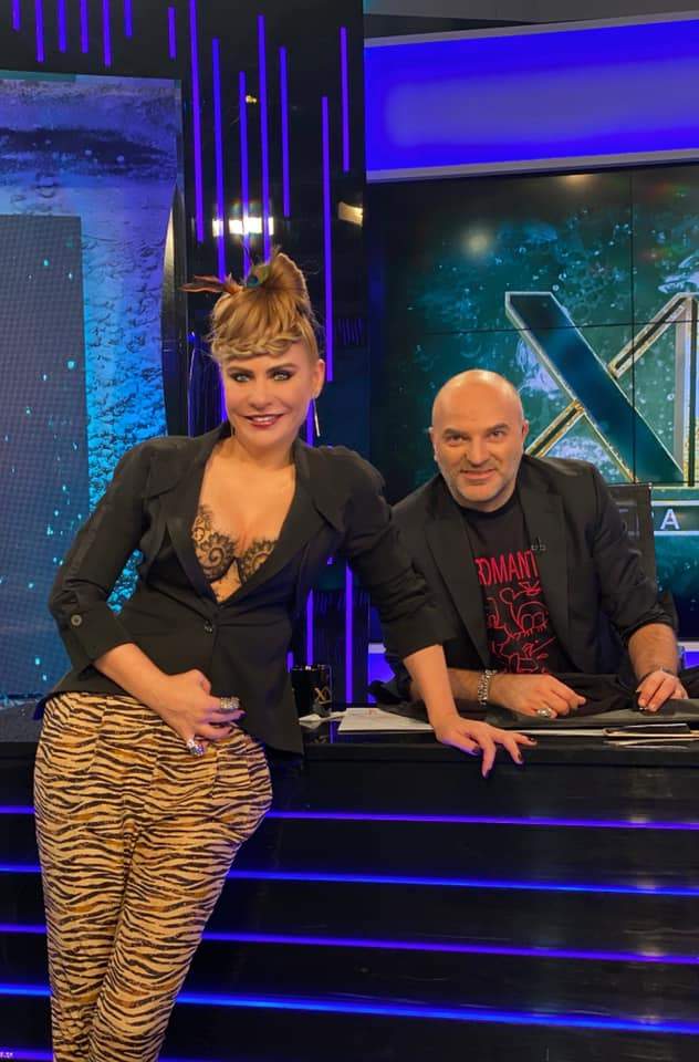 Fotografie cu Adina Buzatu și Dan Capatos la Xtra Night Show