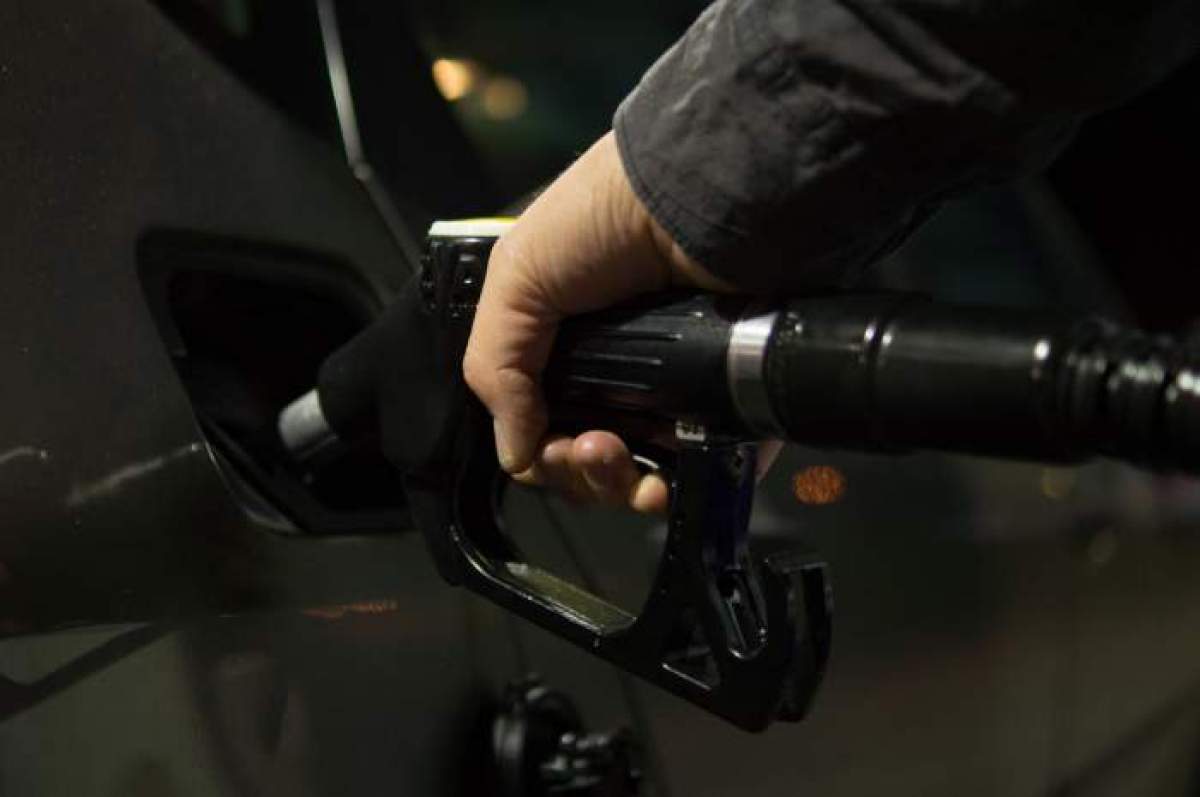 Prețul combustibilului a crescut, astăzi, 14 august 2023. Alimentele, în pericol de scumpire