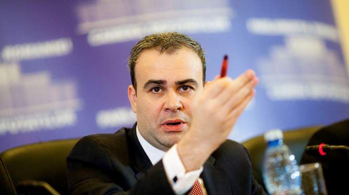 Darius Vâlcov, extrădat în România. Fostul ministru de Finanţe, condamnat la șase ani de închisoare
