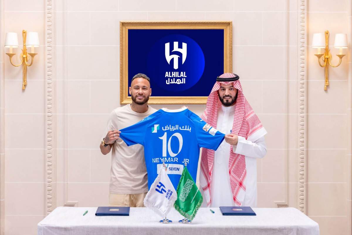 Neymar la noul club din Arabia Saudita Incredibil! Cum arată contractul pe care l-a semnat Neymar cu Arabia Saudită. Ce lucruri fabuloase primește fotbalistul
