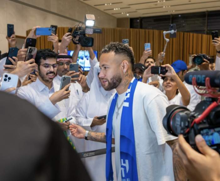 Cum a fost primit Neymar în Arabia Saudită. Brazilianul va fi prezentat oficial sâmbătă în faţa fanilor lui Al-Hilal / FOTO