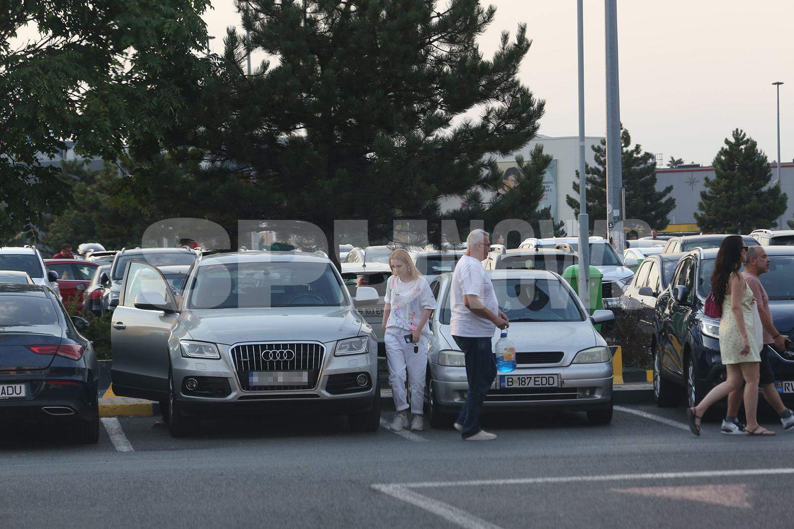 După victoria din instanță, Alina Sorescu poate să se relaxeze liniștită! Cântăreața s-a întors la vechile pasiuni! / PAPARAZZI