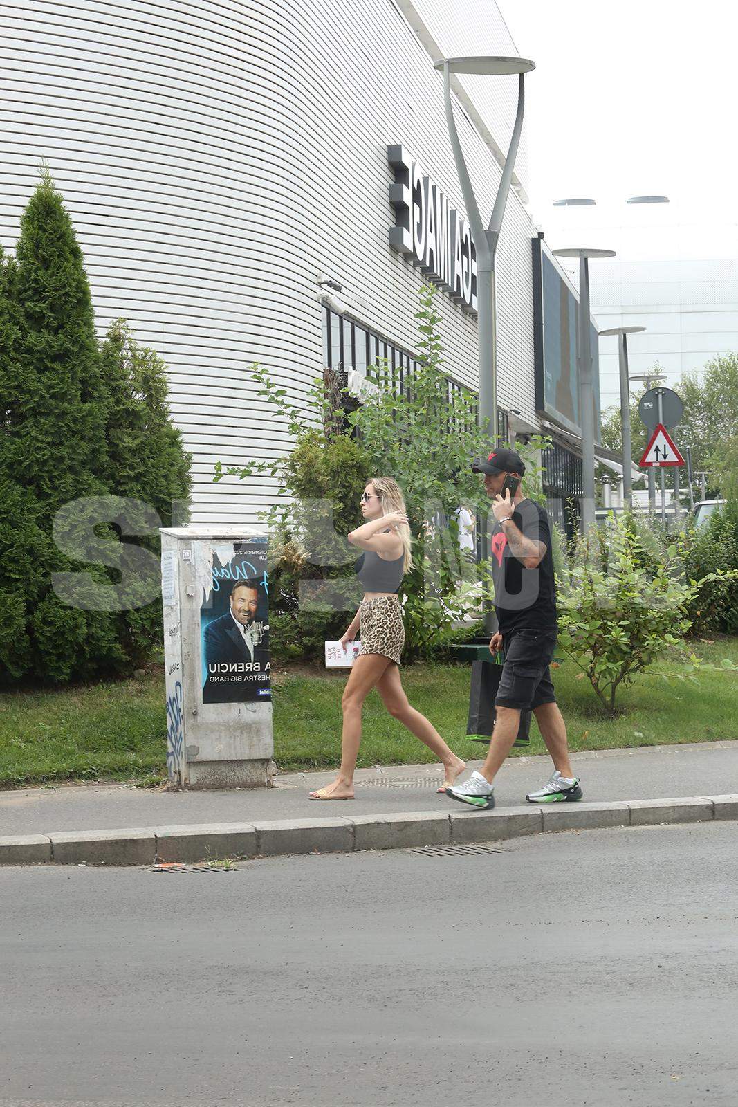 Otniela Sandu, secretul siluetei perfecte și a picioarelor fără de cusur! Ce face blondina pentru a se menține în formă / PAPARAZZI