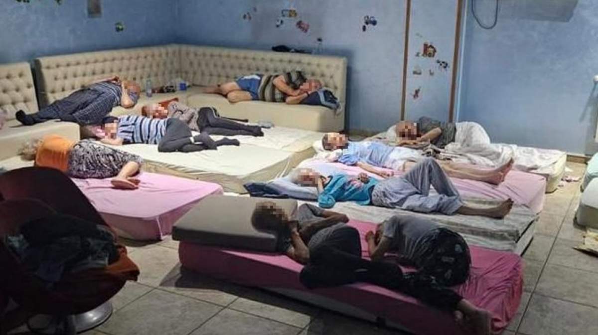 A fost descoperit un nou azil al groazei, în București! 18 bătrâni dormeau pe saltele, în subsolul clădirii