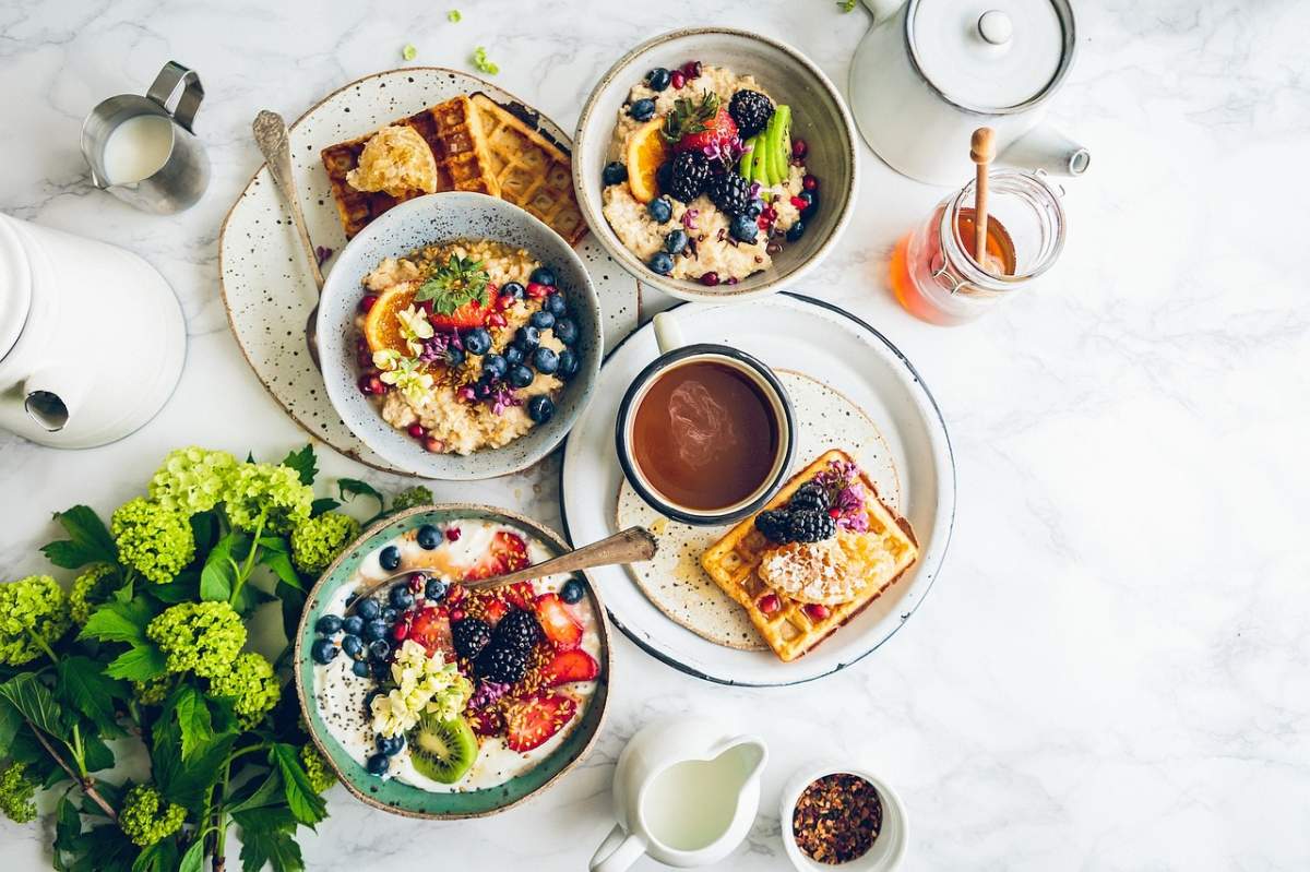 Ce alimente să consumi la micul dejun pentru a-ți menține sănătatea. Care sunt recomandările medicilor