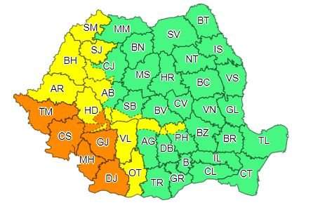 Avertizare ANM imediată! Cod portocaliu și cod galben de furtuni și vijelii în mai multe regiuni din România
