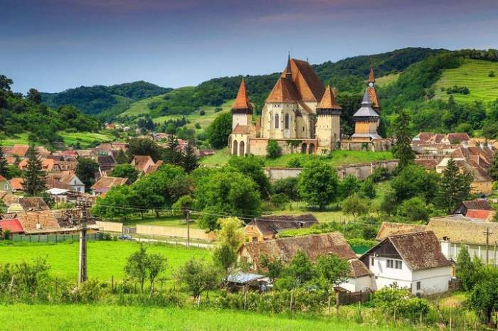 Locul din România unde ultimul divorț a fost în urmă cu 300 de ani. Acolo legătură dintre parteneri este foarte puternică